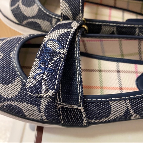 Brand New COACH Flats NOT WORN - Picture 4 of 7
